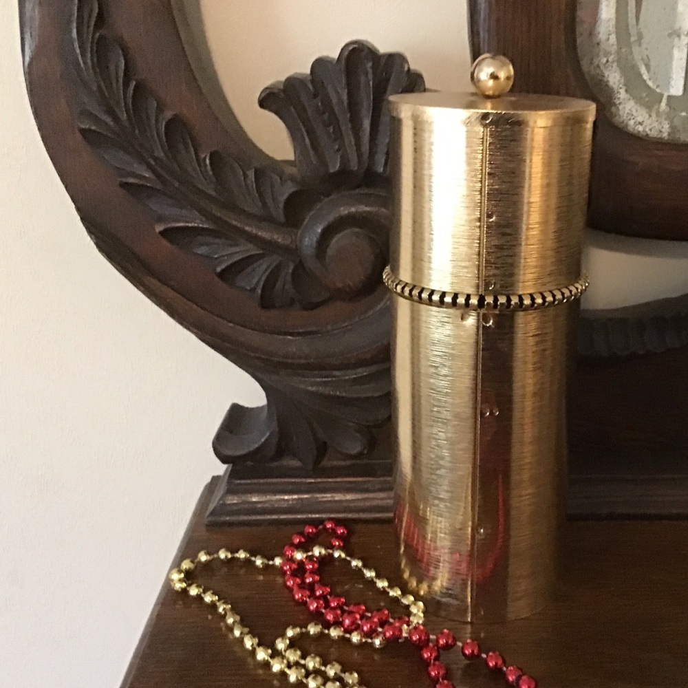 Vtg Hollywood glamour can/bottle cover
